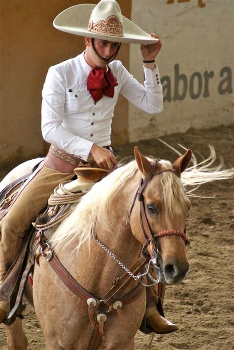 chapero jerez|El Perfecto Charro 